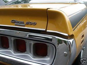 Chrysler 500